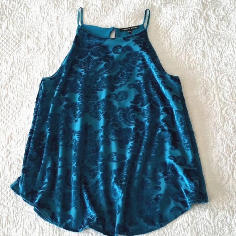 Cable Gauge M Velvet Damask High Neck Top
